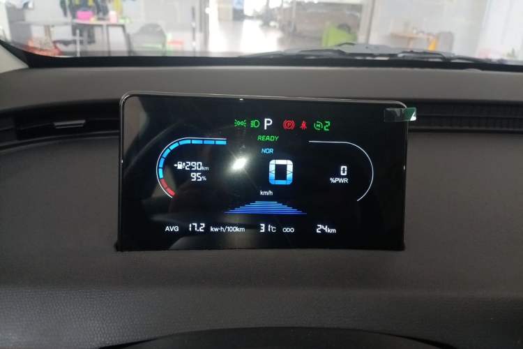 Used Chery QQ Domi 2025 Model 305km Comfort Edition Instrument Cluster