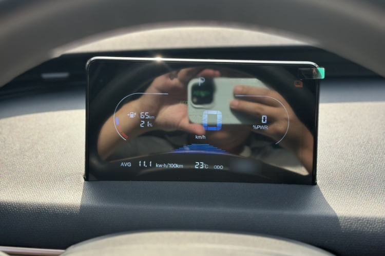 Used Chery QQ Domi 2025 Model 305km Comfort Edition Instrument Cluster