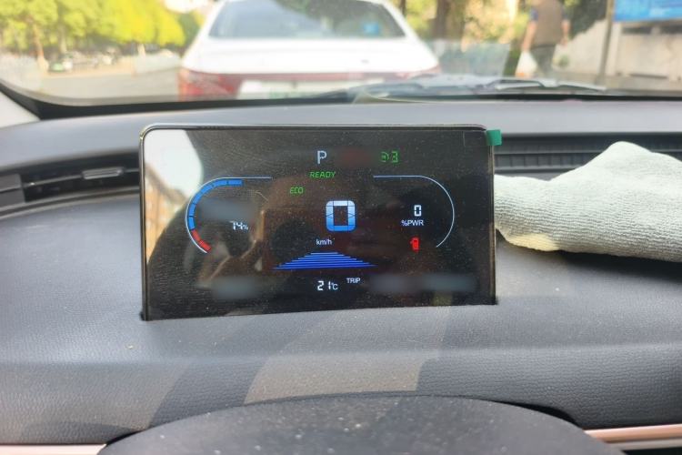 Used Chery QQ Domi 2025 Model 305km Comfort Edition Instrument Cluster