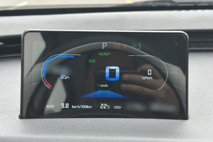 Used Chery QQ Domi 2025 Model 305km Comfort Edition Interior 11