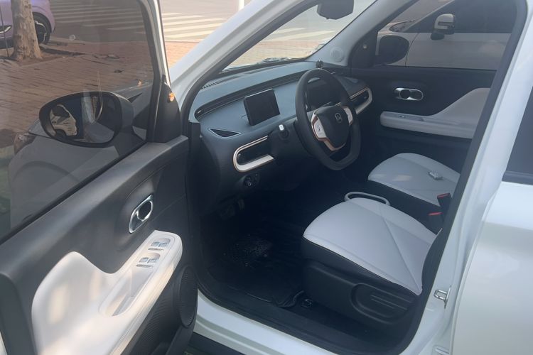 Used Chery QQ Domi 2025 Model 305km Comfort Edition Interior 2