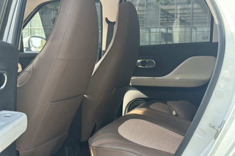 Used Chery QQ Domi 2025 Model 305km Comfort Edition Interior 8