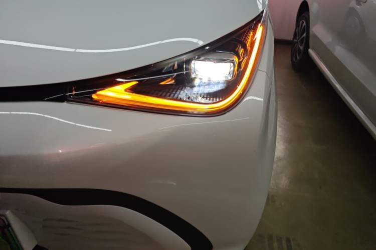 Used Chery QQ Domi 2025 Model 305km Comfort Edition Left Front Headlight