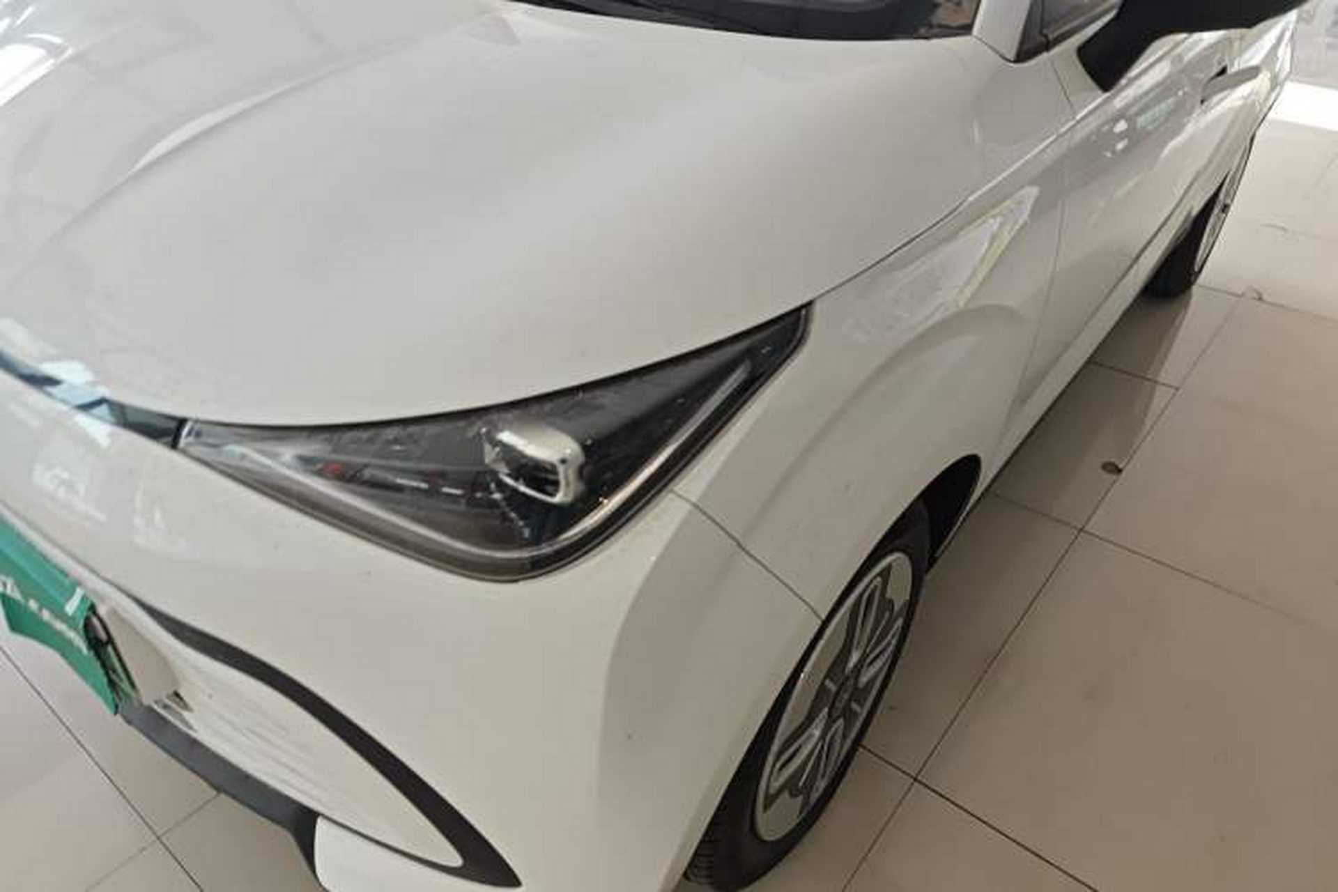 Used Chery QQ Domi 2025 Model 305km Comfort Edition Left Front Headlight