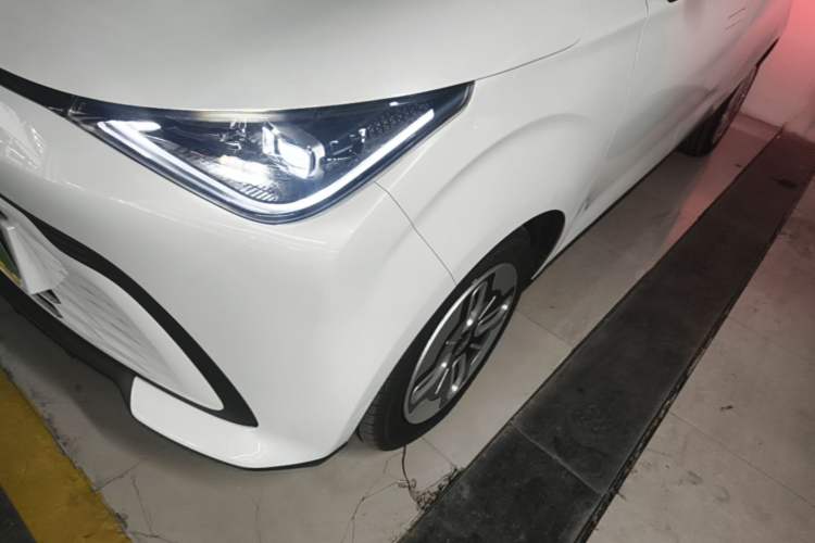 Used Chery QQ Domi 2025 Model 405km Comfort Edition Left Front Headlight