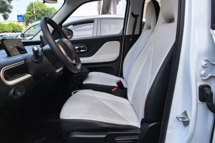 Used Chery QQ Domi 2025 Model 305km Comfort Edition Left Front Seat