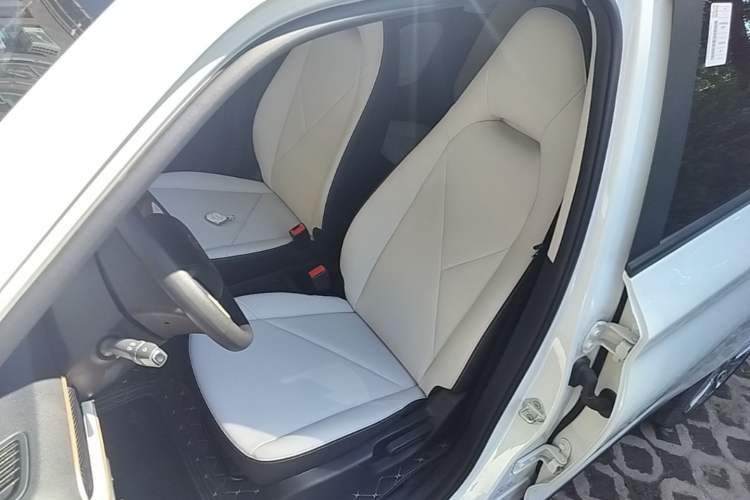 Used Chery QQ Domi 2025 Model 305km Comfort Edition Left Front Seat