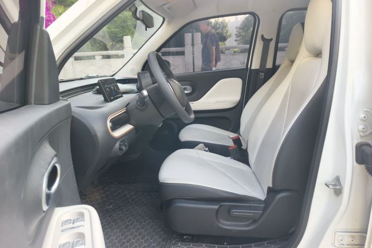 Used Chery QQ Domi 2025 Model 305km Comfort Edition Left Front Seat