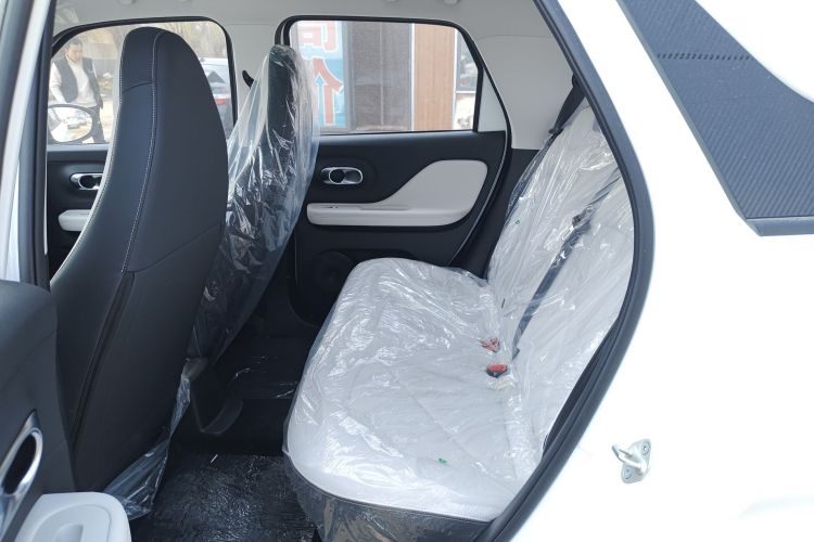Used Chery QQ Domi 2025 Model 305km Comfort Edition Left Rear Seat