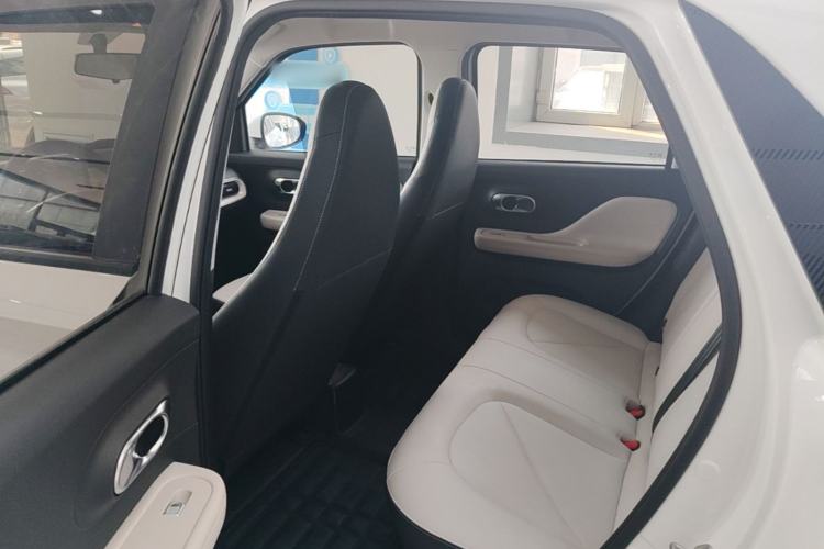 Used Chery QQ Domi 2025 Model 305km Comfort Edition Left Rear Seat