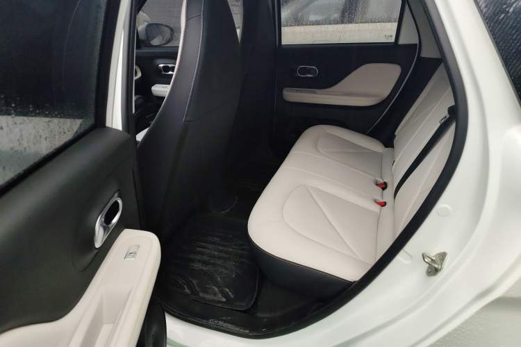 Used Chery QQ Domi 2025 Model 305km Comfort Edition Left Rear Seat