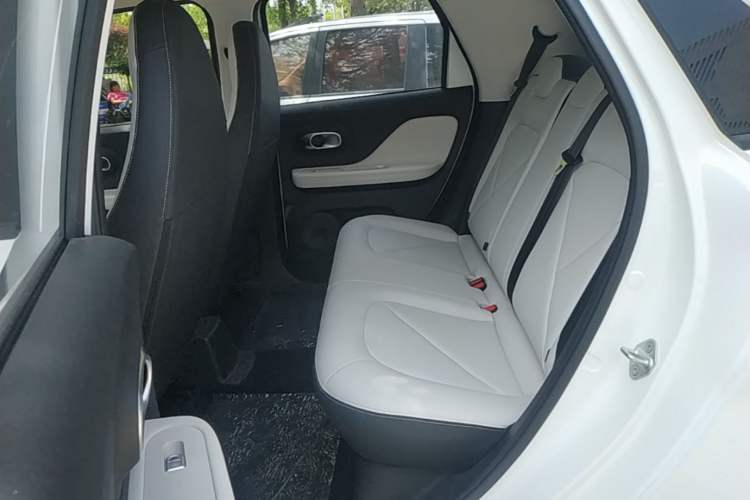 Used Chery QQ Domi 2025 Model 305km Comfort Edition Left Rear Seat