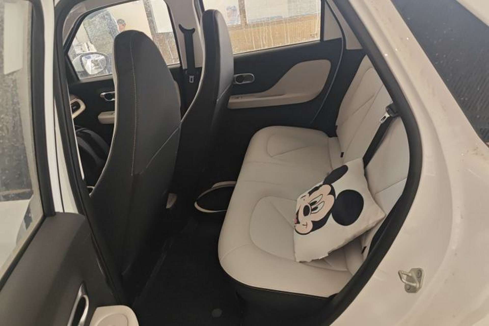 Used Chery QQ Domi 2025 Model 305km Comfort Edition Left Rear Seat