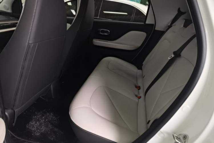 Used Chery QQ Domi 2025 Model 305km Comfort Edition Left Rear Seat