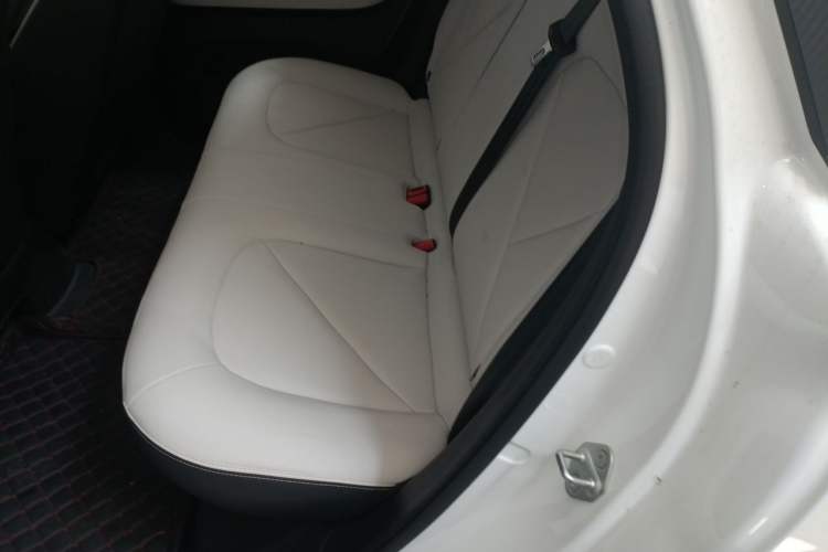 Used Chery QQ Domi 2025 Model 305km Comfort Edition Left Rear Seat
