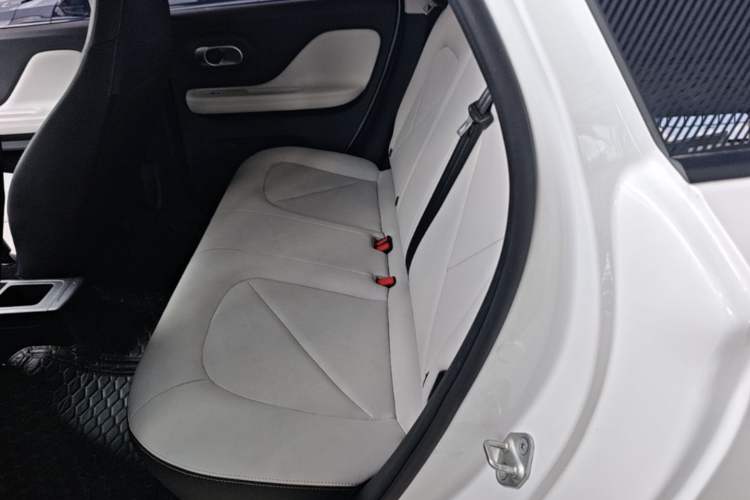 Used Chery QQ Domi 2025 Model 305km Comfort Edition Left Rear Seat