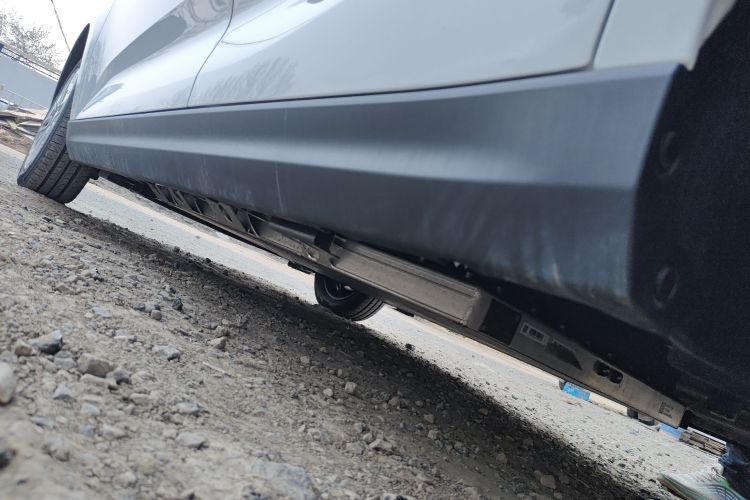 Used Chery QQ Domi 2025 Model 305km Comfort Edition Left Side Sill
