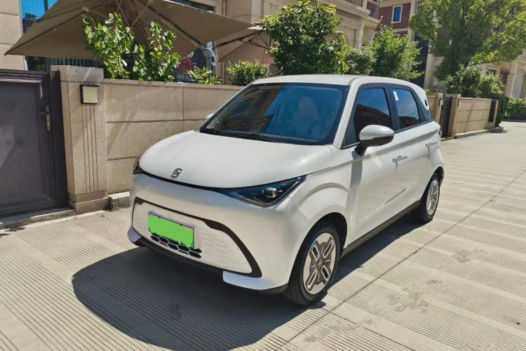 Used Chery QQ Domi 2025 Model 305km Comfort Edition Guazi used car, China used car export, Used car for sale, Used Chery QQ cars, Cheapest cars for sale, Electric vehicle, New energy car