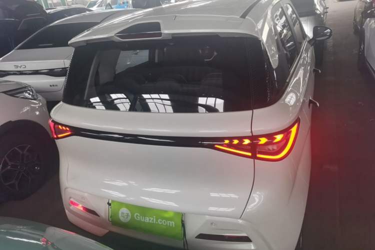 Used Chery QQ Domi 2025 Model 305km Comfort Edition Rear