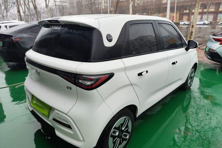 Used Chery QQ Domi 2025 Model 305km Comfort Edition Rear Right 45 Deg