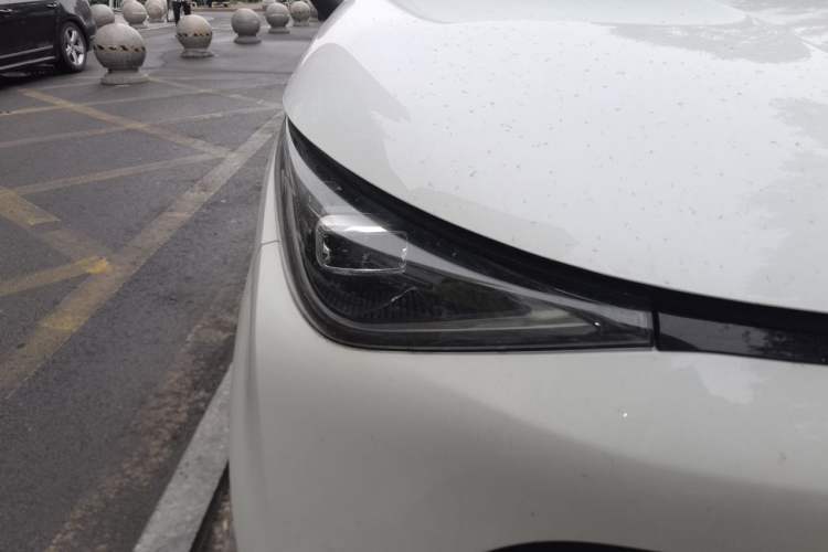 Used Chery QQ Domi 2025 Model 305km Comfort Edition Right Front Headlight