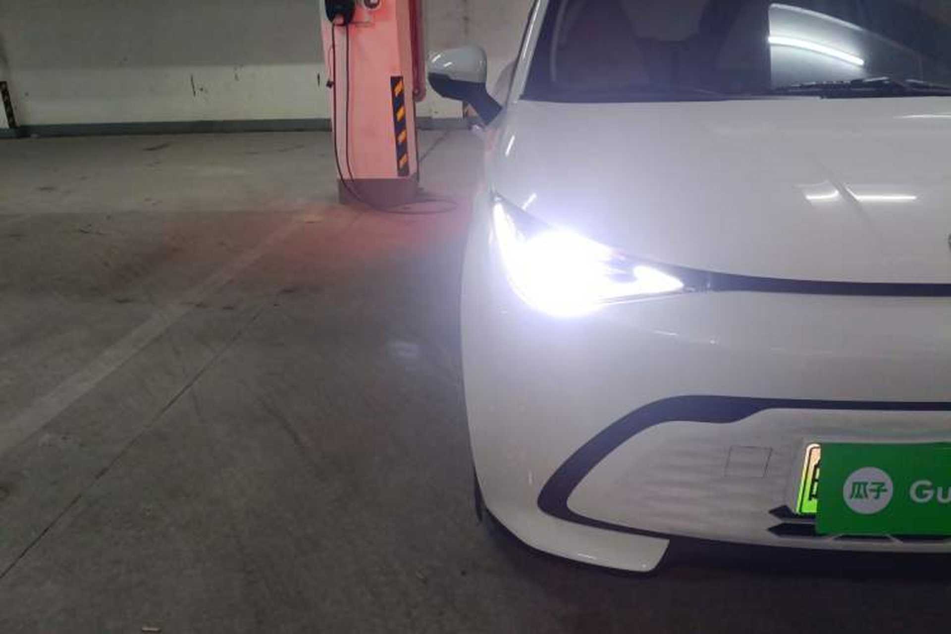 Used Chery QQ Domi 2025 Model 305km Comfort Edition Right Front Headlight