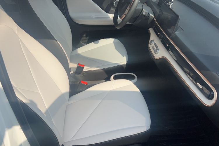 Used Chery QQ Domi 2025 Model 305km Comfort Edition Right Front Seat