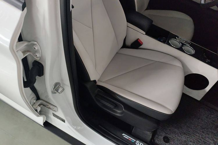 Used Chery QQ Domi 2025 Model 305km Comfort Edition Right Front Seat