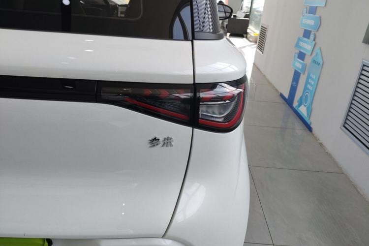 Used Chery QQ Domi 2025 Model 305km Comfort Edition Right Rear Taillight