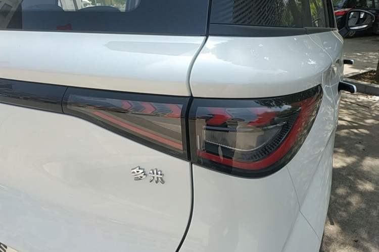 Used Chery QQ Domi 2025 Model 305km Comfort Edition Right Rear Taillight