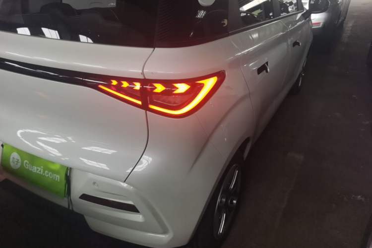 Used Chery QQ Domi 2025 Model 305km Comfort Edition Right Rear Taillight