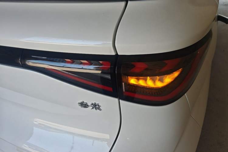 Used Chery QQ Domi 2025 Model 305km Comfort Edition Right Rear Taillight