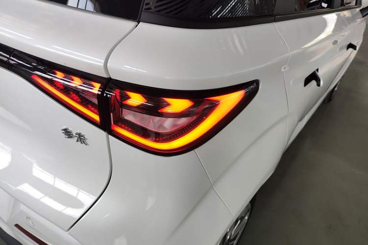 Used Chery QQ Domi 2025 Model 305km Comfort Edition Right Rear Taillight