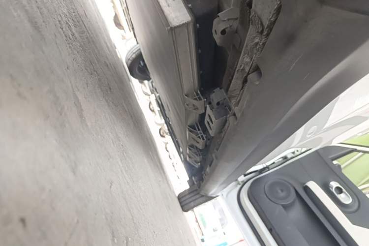 Used Chery QQ Domi 2025 Model 305km Comfort Edition Right Side Sill
