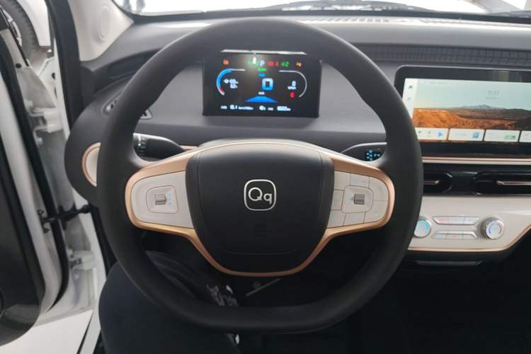 Used Chery QQ Domi 2025 Model 305km Comfort Edition Steering Wheel