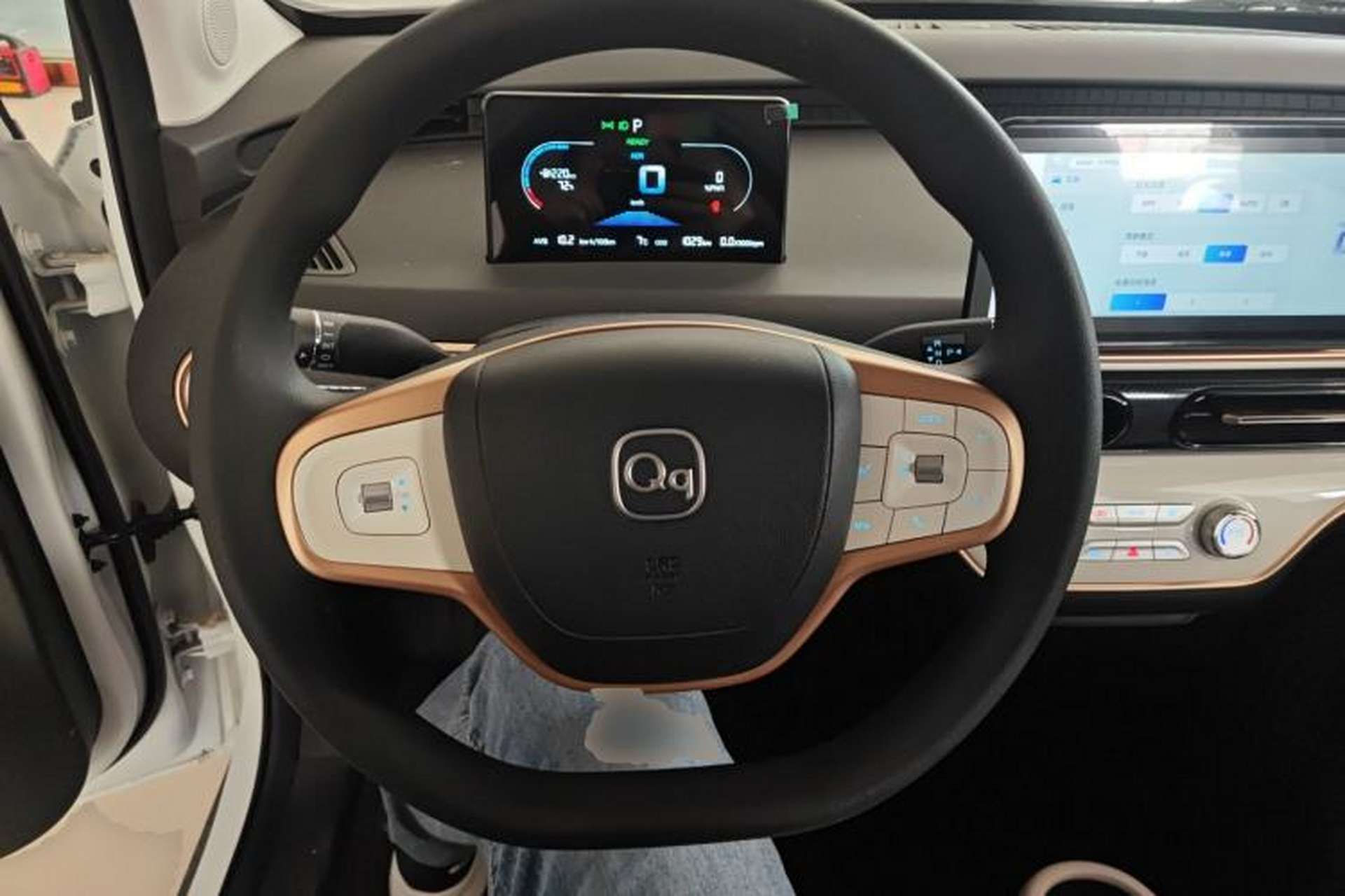 Used Chery QQ Domi 2025 Model 305km Comfort Edition Steering Wheel