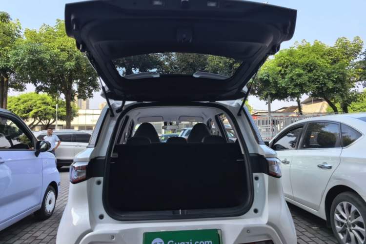 Used Chery QQ Domi 2025 Model 305km Comfort Edition Trunk