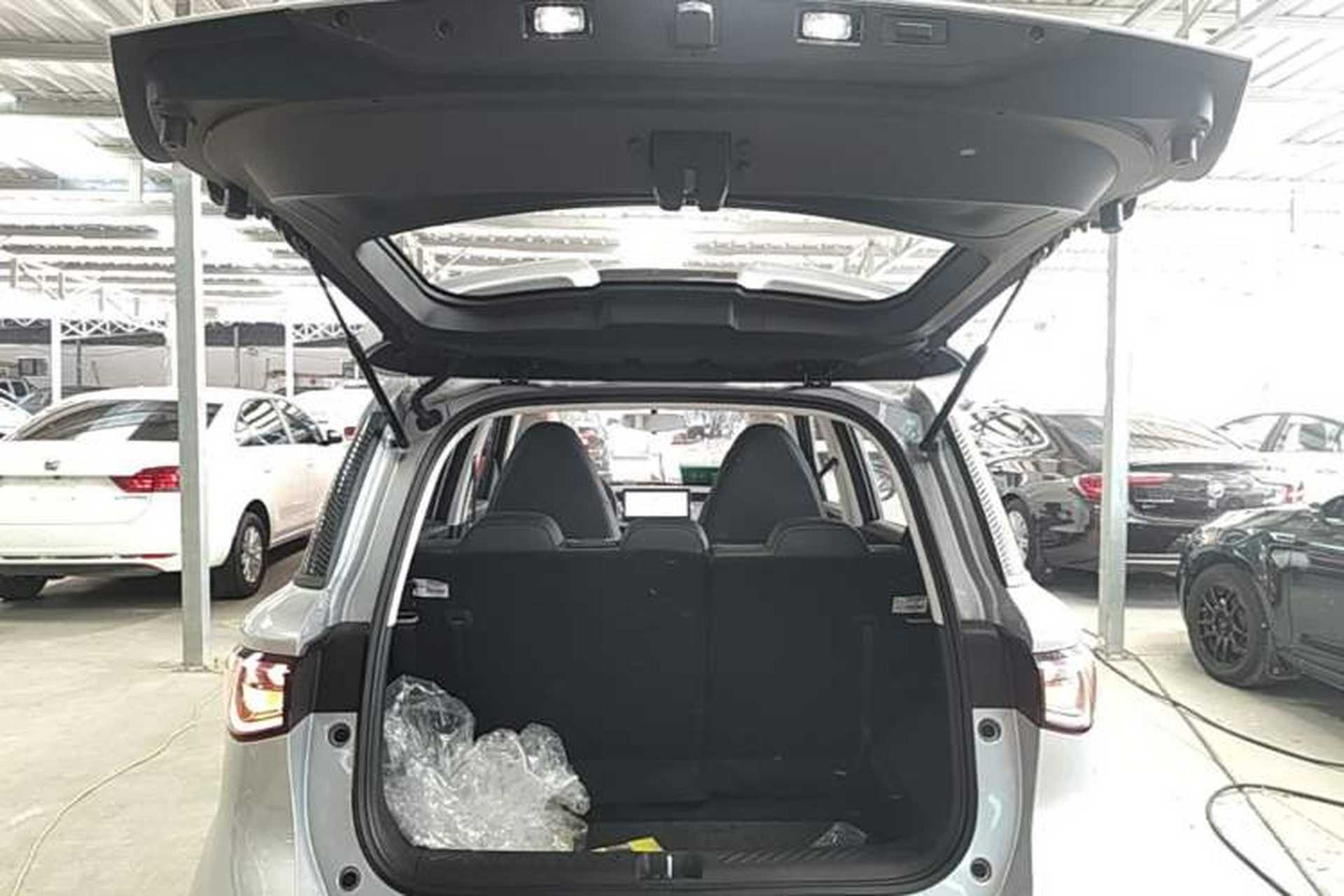 Used Chery QQ Domi 2025 Model 305km Comfort Edition Trunk
