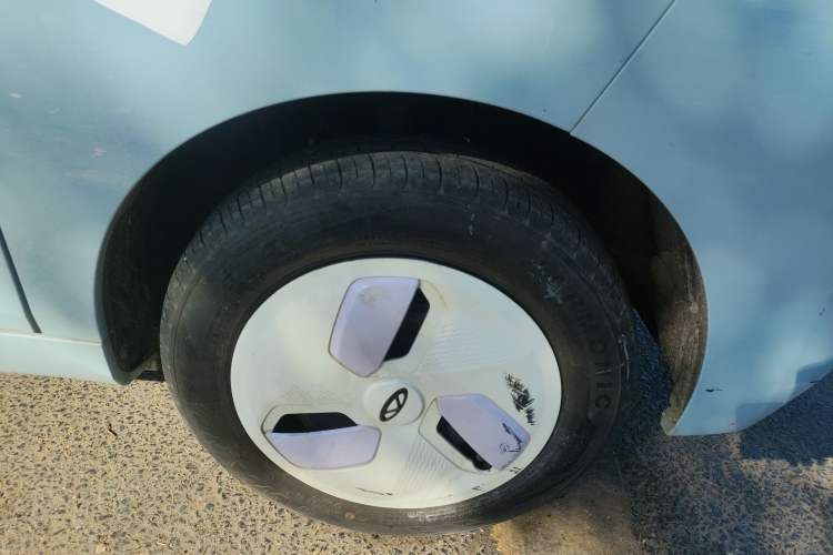 Used Chery QQ Ice Cream 2022 170km Sundae Phosphate Lithium-Ion Right Front Wheel Hub
