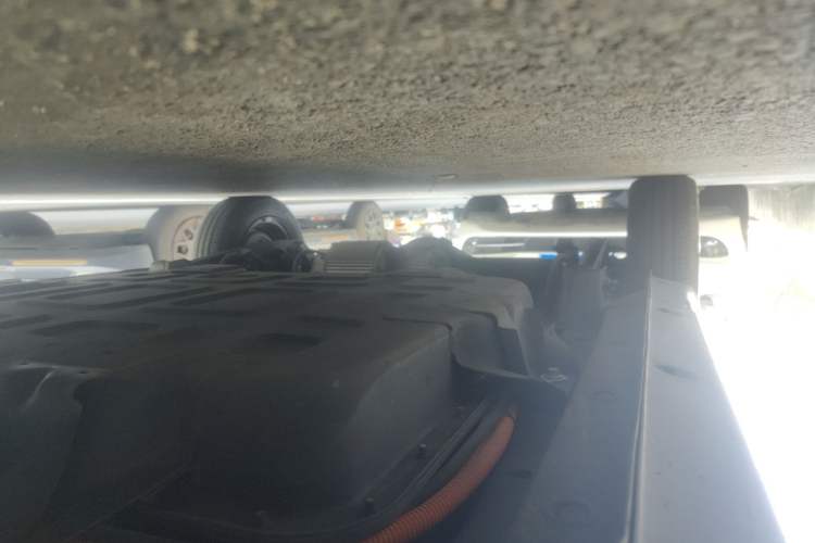 Used Chery QQ Ice Cream 2022 170km Sundae Phosphate Lithium-Ion Chassis Front Right