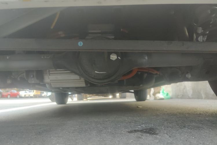 Used Chery QQ Ice Cream 2022 170km Sundae Phosphate Lithium-Ion Chassis Rear