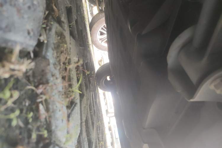 Used Chery QQ Ice Cream 2022 170km Sundae Phosphate Lithium-Ion Chassis Rear Right