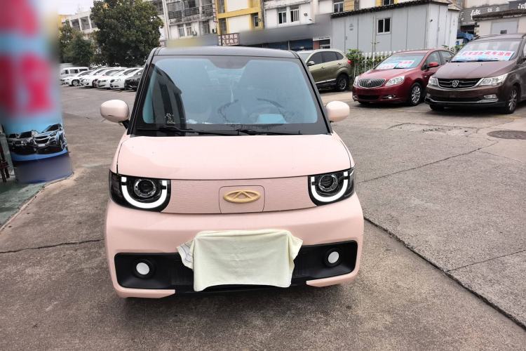 Used Chery QQ Ice Cream 2022 120km Conical Shape Lithium Iron Phosphate Exterior 1