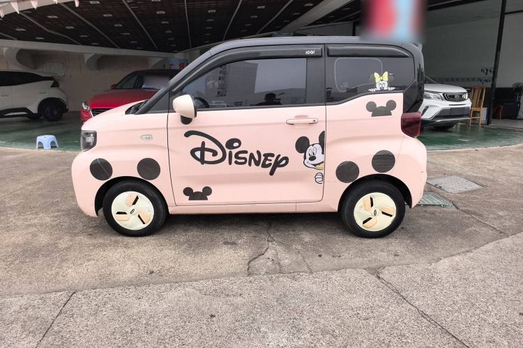 Used Chery QQ Ice Cream 2022 120km Conical Shape Lithium Iron Phosphate Exterior 2