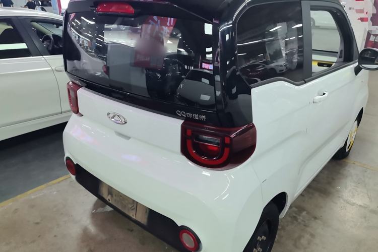 Used Chery QQ Ice Cream 2022 170km Sundae Phosphate Lithium-Ion Exterior 3