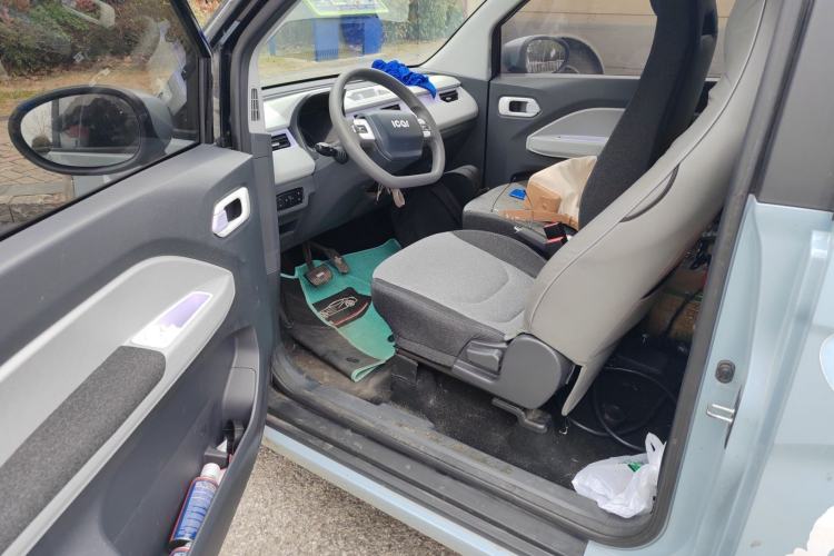 Used Chery QQ Ice Cream 2022 170km Sundae Phosphate Lithium-Ion Driver Seat