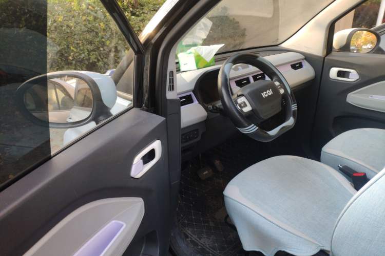 Used Chery QQ Ice Cream 2022 170km Sundae Phosphate Lithium-Ion Driver Seat