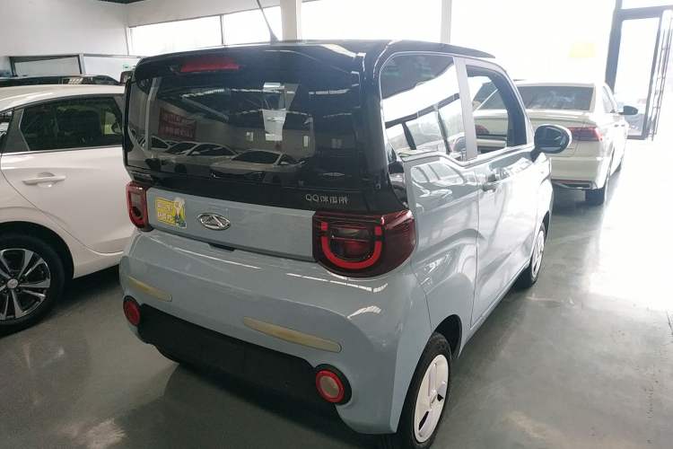 Used Chery QQ Ice Cream 2022 170km Sundae Phosphate Lithium-Ion Exterior 5