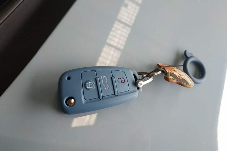 Used Chery QQ Ice Cream 2022 170km Sundae Phosphate Lithium-Ion Interior 1