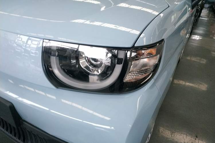 Used Chery QQ Ice Cream 2022 170km Sundae Phosphate Lithium-Ion Left Front Headlight